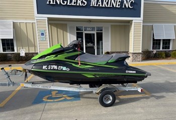 2020 Yamaha Wave Runner VX Deluxe 1.0 High Output Boat